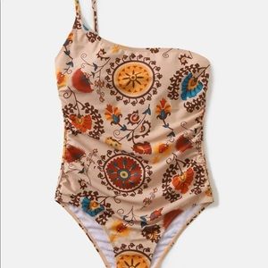 One shoulder swimsuit beige